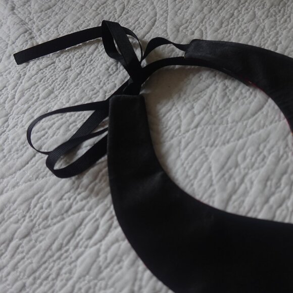 Detachable Red Tartan collar necklace with ribbon closure - Picture 7 of 7